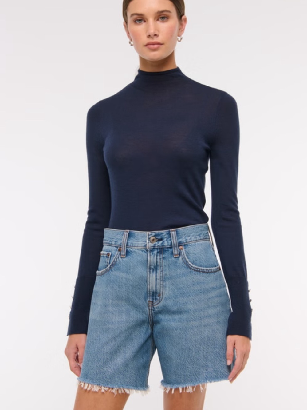 Abercrombie & Fitch Mid Rise Loose Short